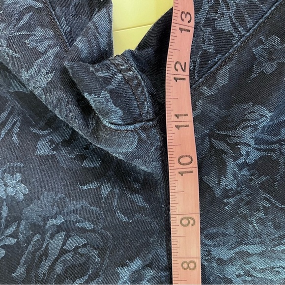 Talbots Blue Floral Heritage Denim Jeans - Picture 14 of 14